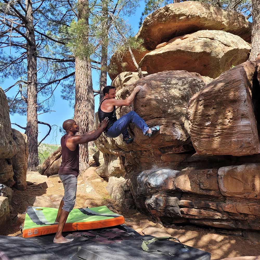 Bouldering in Albarracin