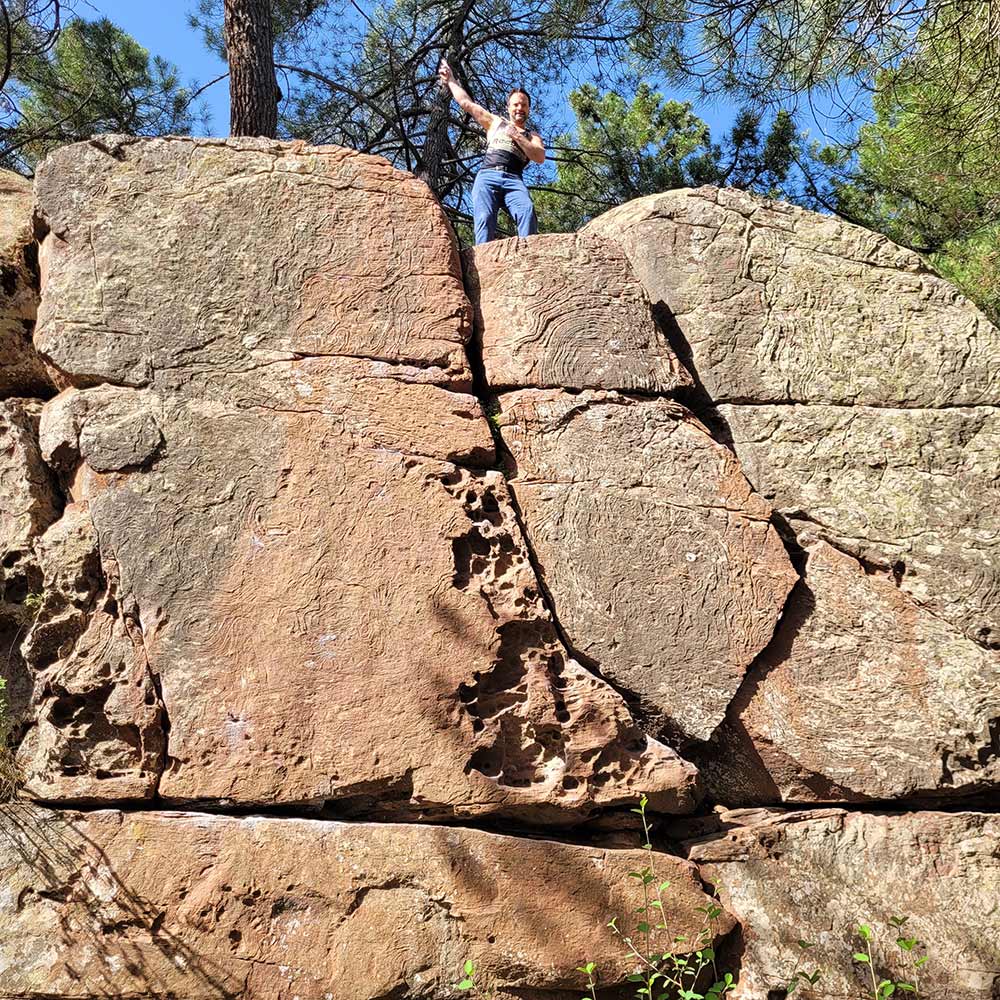 Bouldering in Albarracin
